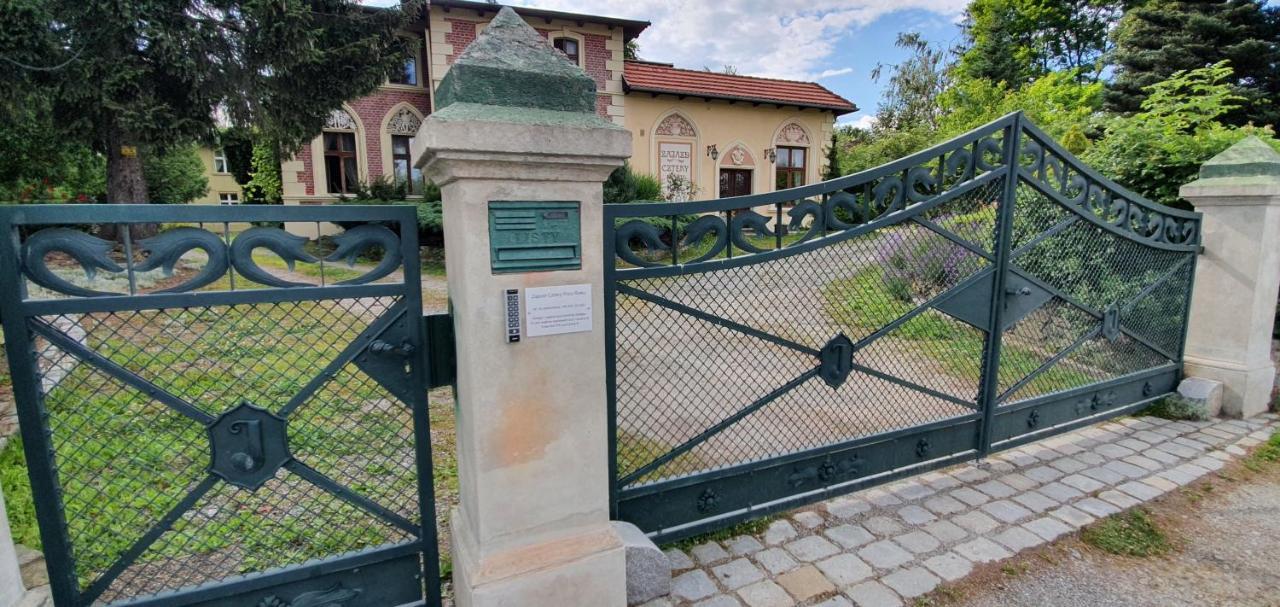 Villa Kliche Przerzeczyn-Zdroj Kültér fotó