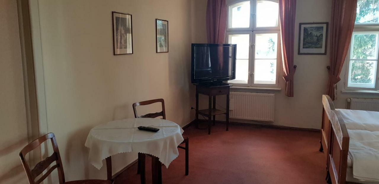 Villa Kliche Przerzeczyn-Zdroj Kültér fotó