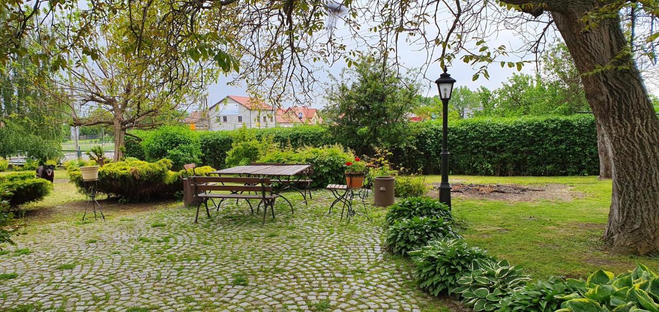 Villa Kliche Przerzeczyn-Zdroj Kültér fotó